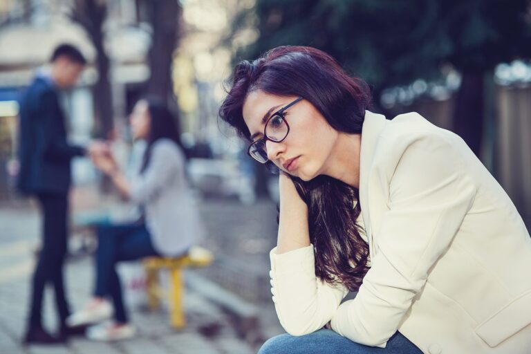 Como Lidar Com A Inveja Saiba Como Se Livrar Desse Sentimento Psicologia Dockhorn